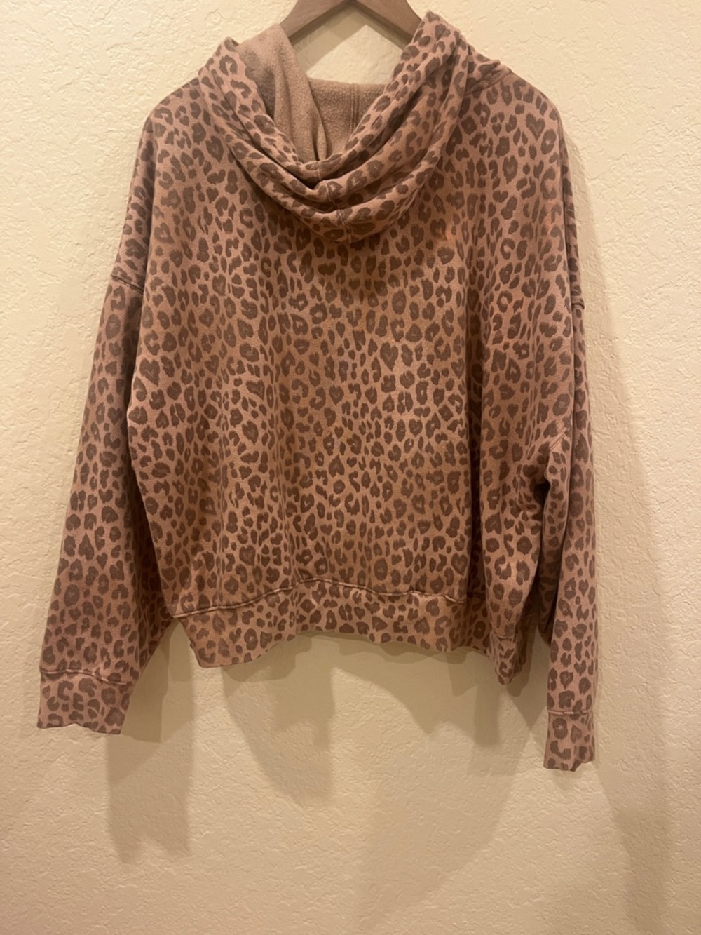 PINK Victoria's Secret Rose Leopard Half-Zip Hoodie - Picture 4 of 4